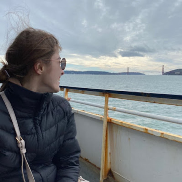 Meet your Posher, Jessica - Picture 1 of 1